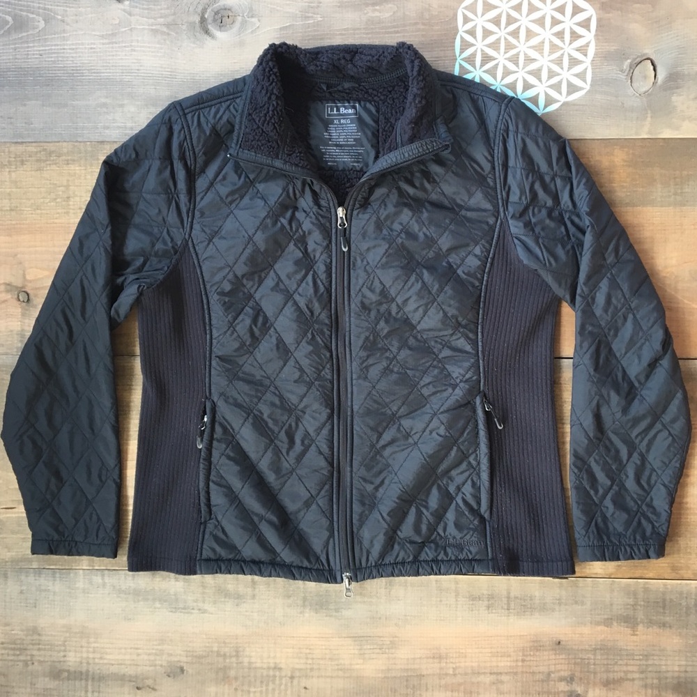 LL Bean Black Quilted Zip Jacket. Size XL